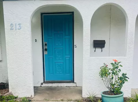 213 NW Moriarty St, Fort Walton Beach, FL 32548