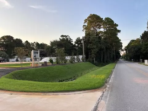 95 Don Bishop Rd, Santa Rosa Beach, FL 32459