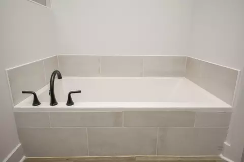 Bath - 1524 Kais St, Baker, FL 32531 photo 3 of 7