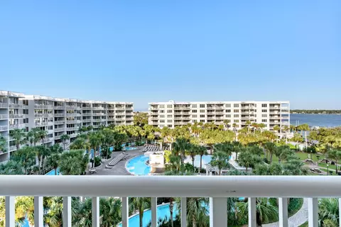 1328 SE Miracle Strip Pkwy UNIT L2, Fort Walton Beach, FL 32548