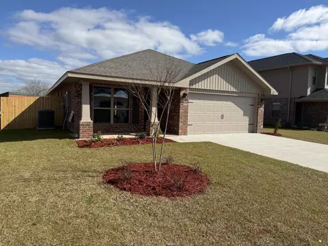 Exterior - 190 Ridgeway Cir, Crestview, FL 32536 photo 2 of 5