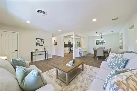 413 Andrew Dr, Valparaiso, FL 32580