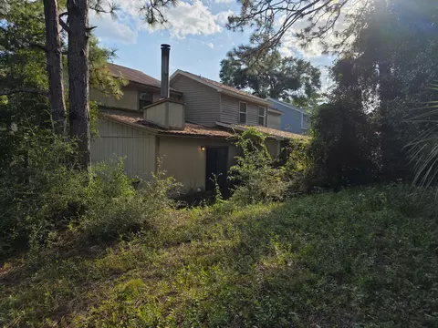 Exterior - 1201 Walter Ave #1201, Crestview, FL 32536 photo 2 of 2