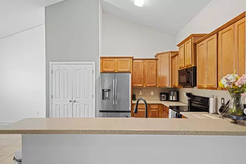 Kitchen - 134 Crab Apple Ave, Crestview, FL 32536 photo 3 of 3