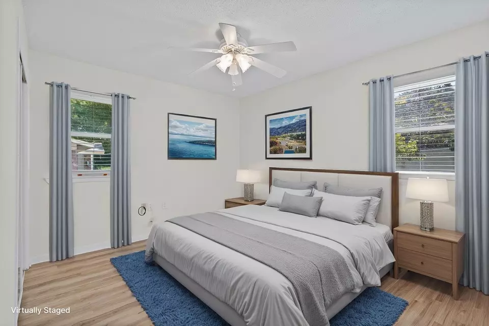 Bedroom - 20 Magnolia Ave, Shalimar, FL 32579 photo 4 of 11