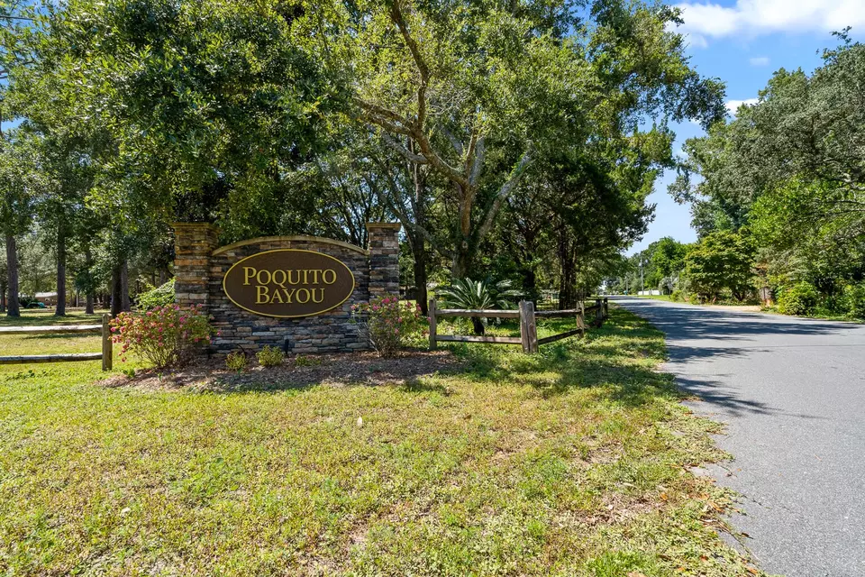 View/Area - 20 Magnolia Ave, Shalimar, FL 32579 photo 1 of 1
