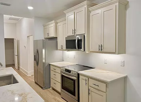 6647 Desoto St, Navarre, FL 32566