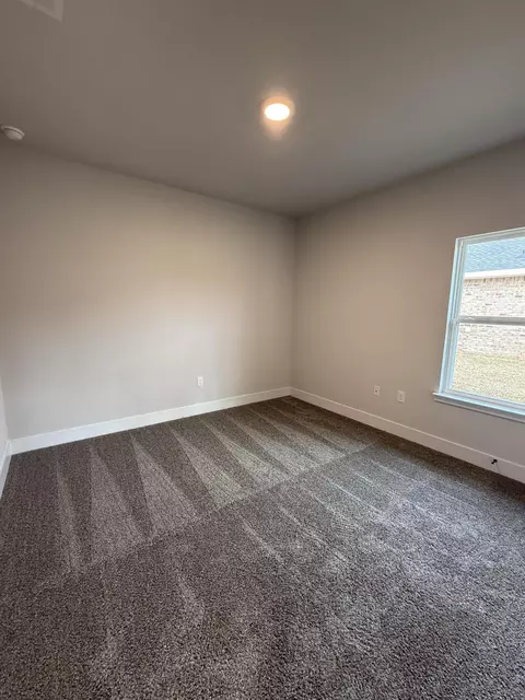 Bedroom - 2406 Aleia Ln, Crestview, FL 32536 photo 3 of 4