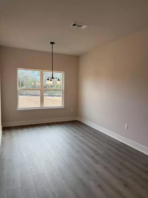 Dining - 2406 Aleia Ln, Crestview, FL 32536 photo 2 of 2