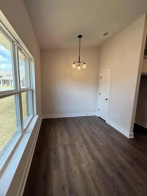 Dining - 2400 Aleia Ln, Crestview, FL 32536 photo 2 of 2