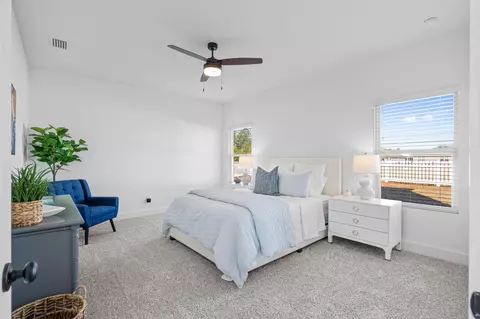 Bedroom - 87 Arrowwood Blvd, Freeport, FL 32439 photo 1 of 9