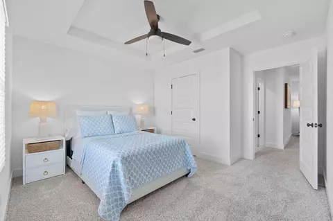 Bedroom - 87 Arrowwood Blvd, Freeport, FL 32439 photo 4 of 9