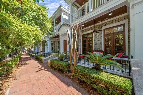 9201 Market Street Inn #167, Miramar Beach, FL 32550