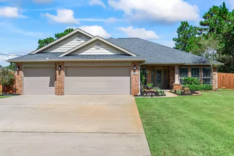 7748 Fenwick St, Navarre, FL 32566