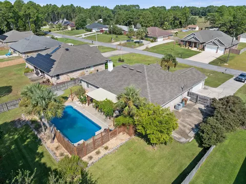 7451 Brewster St, Navarre, FL 32566