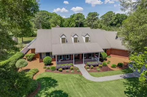 1129 Forest Rd, Niceville, FL 32578