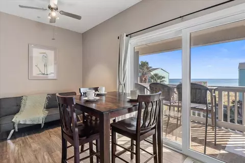 1625 Bulevar Mayor St #K8, Pensacola Beach, FL 32561
