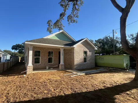 108 Meigs Dr, Shalimar, FL 32579