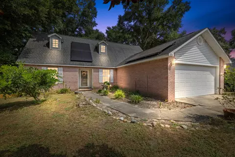 204 Warrior St, Crestview, FL 32536