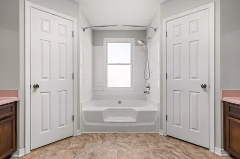 Bath - 429 Northview Ln, Crestview, FL 32536 photo 3 of 3