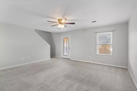 Living - 429 Northview Ln, Crestview, FL 32536 photo 1 of 3