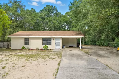 Exterior - 102 Grimes Ave, Crestview, FL 32536 photo 1 of 6