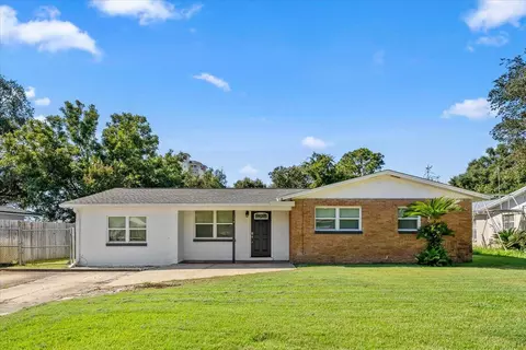 194 SW Coral Dr, Fort Walton Beach, FL 32548