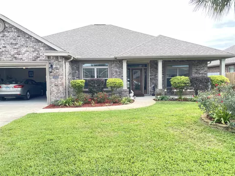 2392 Cummings Dr, Fort Walton Beach, FL 32547