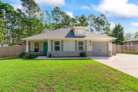 5585 Charter Cir, Gulf Breeze, FL 32563