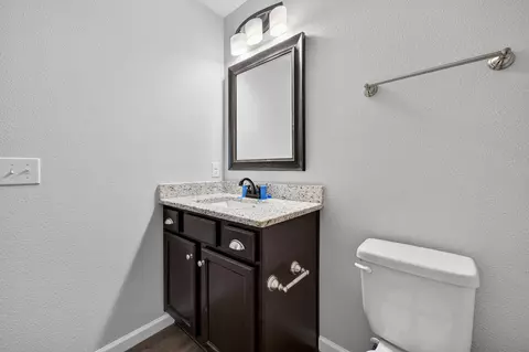 Bath - 1833 Gainer Ave, Baker, FL 32531 photo 2 of 6