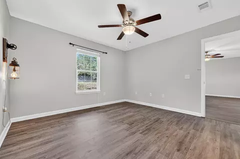 Bedroom - 1833 Gainer Ave, Baker, FL 32531 photo 2 of 6