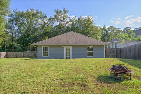 Exterior - 1833 Gainer Ave, Baker, FL 32531 photo 6 of 10
