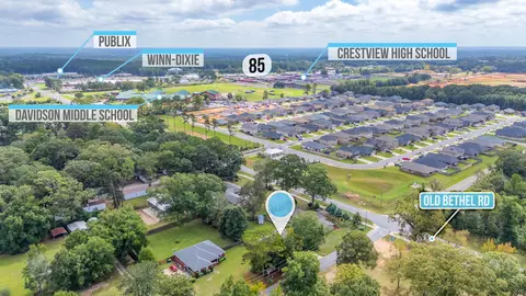 5811 Roberts Rd, Crestview, FL 32536