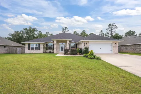 5196 Gaineswood Dr, Milton, FL 32583