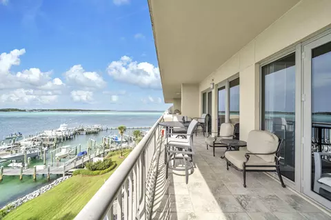 5 Calhoun Ave #403, Destin, FL 32541