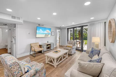 4017 Beachside One Dr # 4017, Miramar Beach, FL 32550