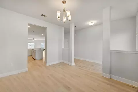 Entry Way - 231 Baycliff Dr, Crestview, FL 32536 photo 3 of 8