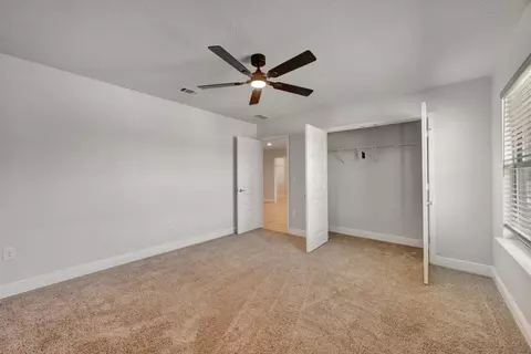 Bedroom - 231 Baycliff Dr, Crestview, FL 32536 photo 4 of 10