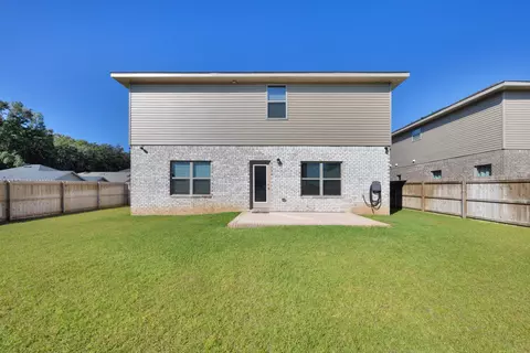 Exterior - 231 Baycliff Dr, Crestview, FL 32536 photo 3 of 4