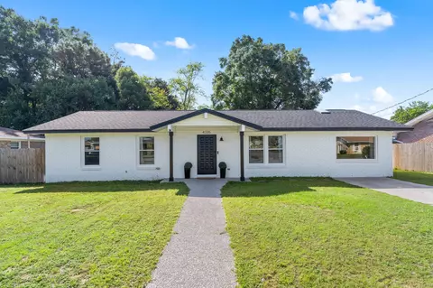 4335 Beau Terra Ln, Pensacola, FL 32514