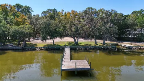 1140 Nellie Dr, Santa Rosa Beach, FL 32459