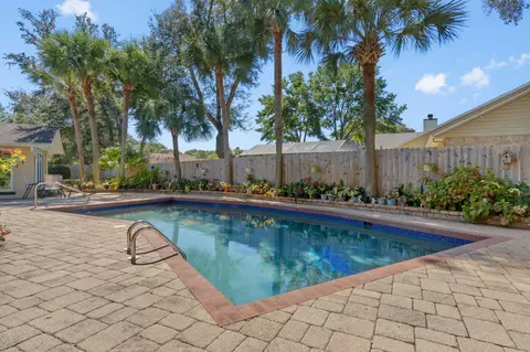 105 Indian Bayou Dr, Destin, FL 32541