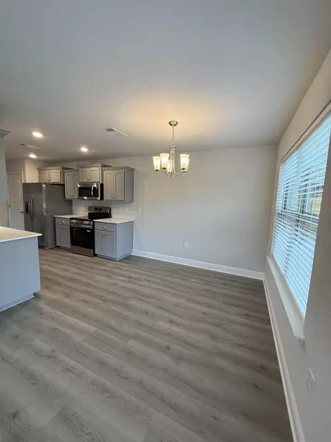 Dining - 199 Ridgeway Cir, Crestview, FL 32536 photo 1 of 1
