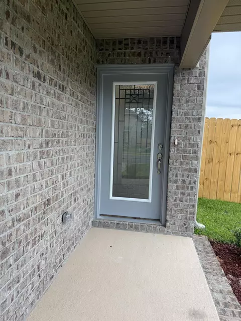 Entry Way - 199 Ridgeway Cir, Crestview, FL 32536 photo 1 of 6