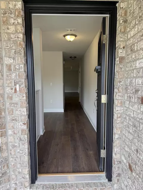 Entry Way - 192 Ridgeway Cir, Crestview, FL 32536 photo 1 of 2