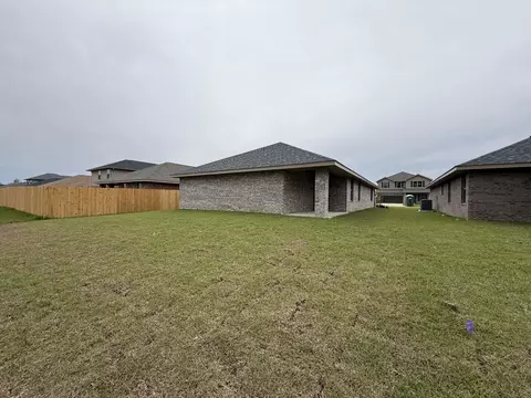 Exterior - 192 Ridgeway Cir, Crestview, FL 32536 photo 4 of 4