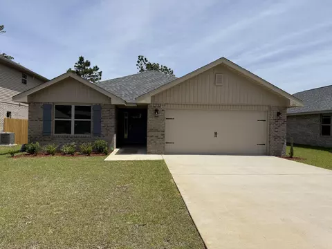 Exterior - 194 Ridgeway Cir, Crestview, FL 32536 photo 1 of 4