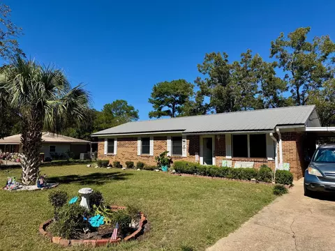 112 Oglesby Ave, Crestview, FL 32536