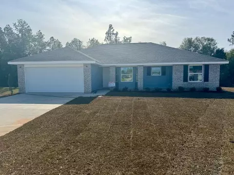 6131 Buckshot Dr, Crestview, FL 32539