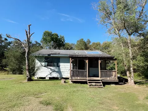 6040 Wiley, Mcdavid, FL 32568 photo 1